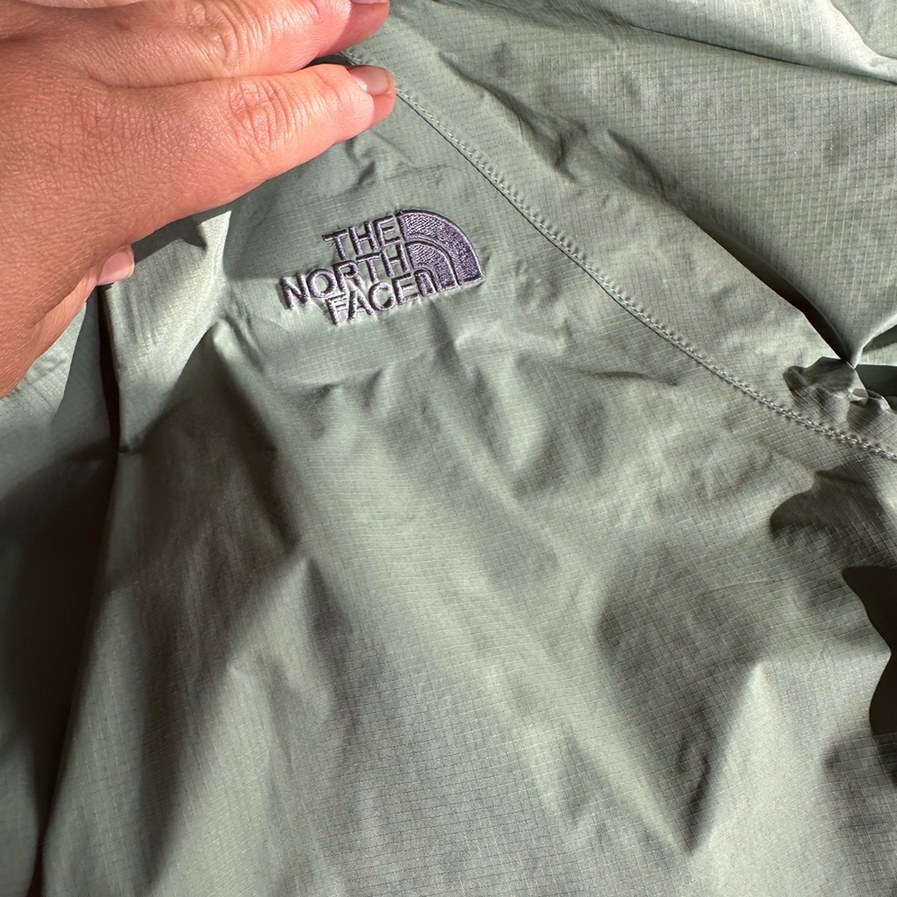 North Face Rain Jacket Like New - image 5
